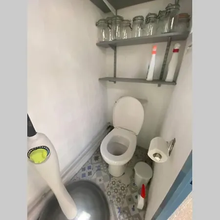 A L'Ombre Du Figuier *